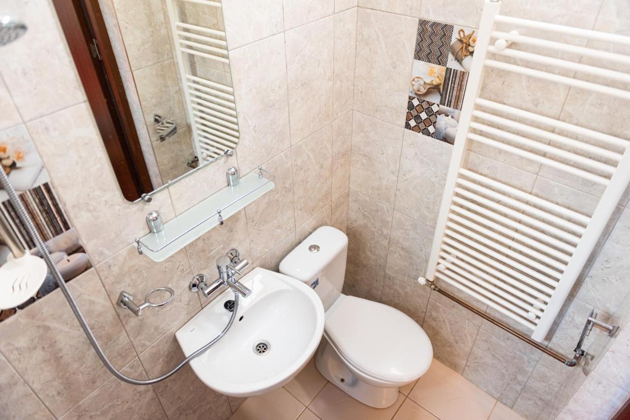 Center Walking Apartment And Room Букурещ Екстериор снимка